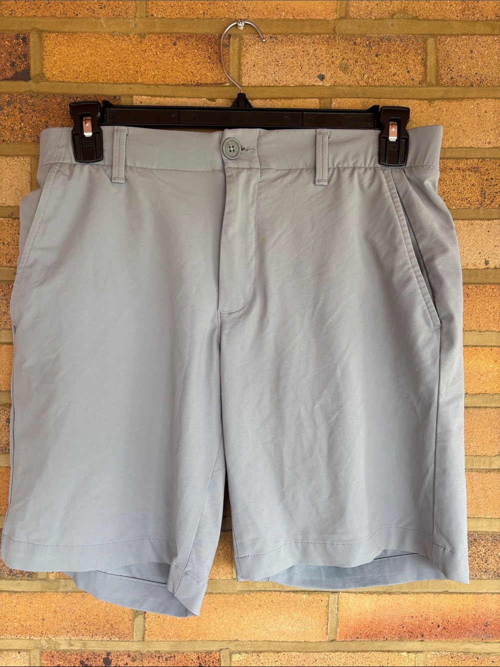 Men's Under Armour Light Gray Performance Shorts 32